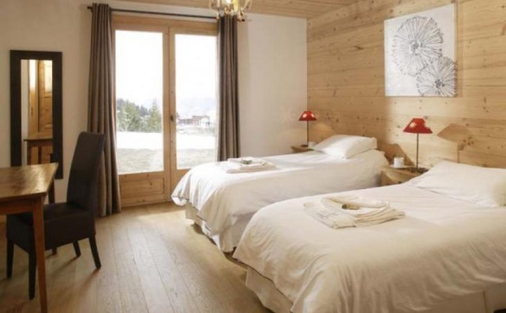 Chalet Estrella, Courchevel, Bedroom